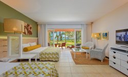 Victoria Beachcomber Resort & Spa