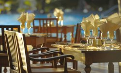 Beachcomber Hotels & Resorts; Mauritius; île Maurice; Le Victoria Hotel; 4+-star; Beach; Travel; Tourism; Sea view; Beach view; Pool side; Service; Food; Restaurant; Sunset