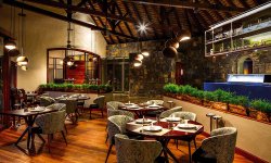 Dinarobin Hotel Golf & Spa