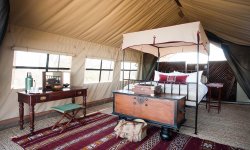Uncharted Africa - Camp Kalahari