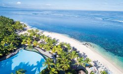 Victoria Beachcomber Resort & Spa;